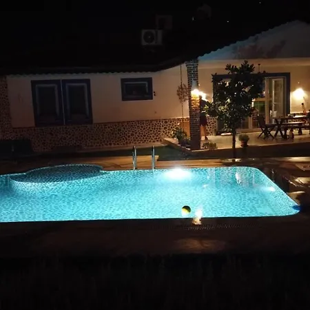 Tala 16 Villa *